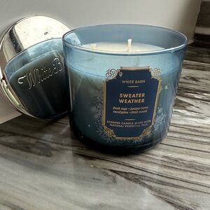 White Barn Sweater Weather Scented Candle - Blue
